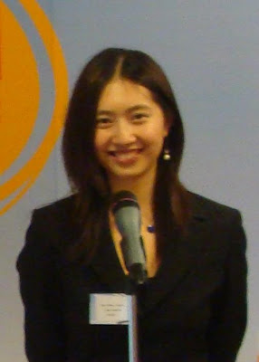 http://lh3.ggpht.com/chingching.daisy/SNkJt8nO2WI/AAAAAAAAAW0/39O9DPZafPc/s400/large_8032e169.jpg