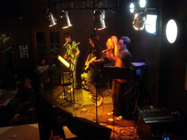 [DSC04252_800x600[3].jpg]