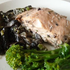 Baked Salmon With Mushroom Sauce