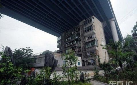 [bajo_puente[4].jpg]