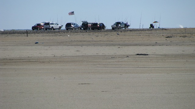 [hatteras 2008 buxton 059[3].jpg]