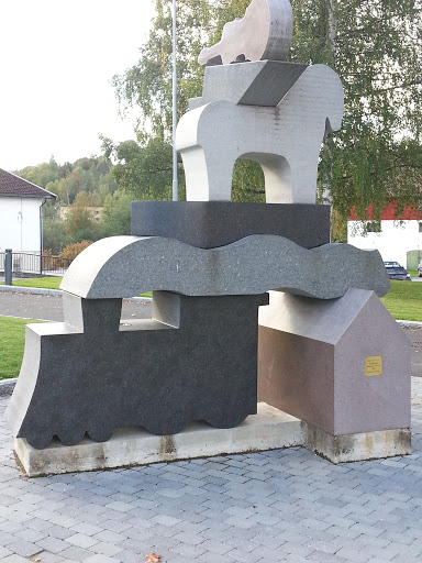 Skulptur Ved Bø Kommunehus