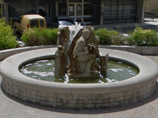 Fontaine en Pierre d'Arkose