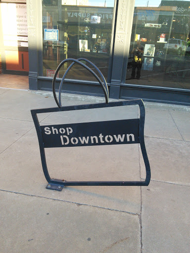Shopping Bag Sculpture