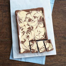 PHILADELPHIA Chocolate-Vanilla Swirl Cheesecake