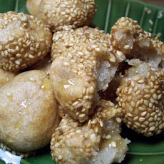 Sweet Sesame Balls