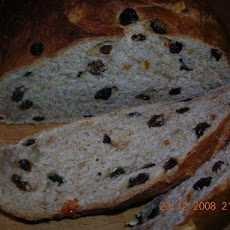 A New England Holiday Bread With Olde World Roots