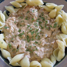 Thick and Creamy One Pot Beef Stroganoff