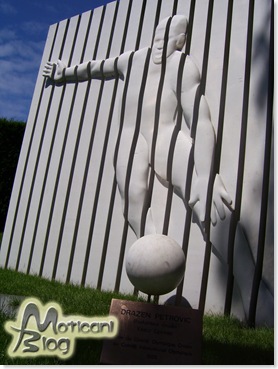 Spomenik_Drazenu_Lausanne