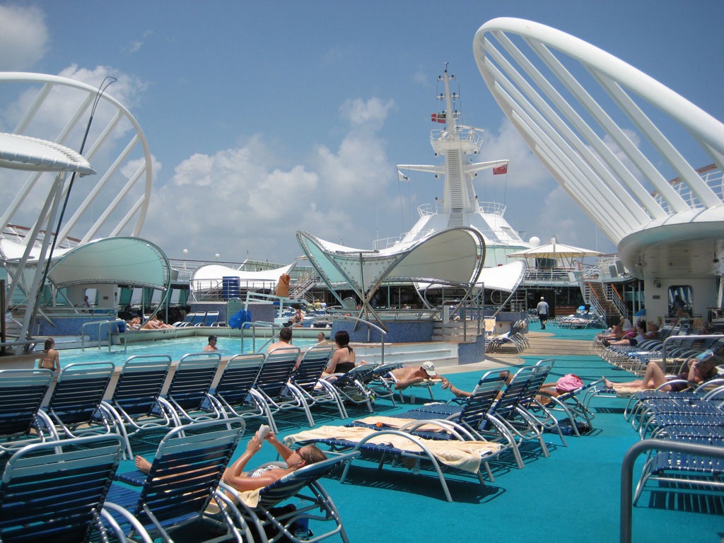 [pooldeck[4].jpg]