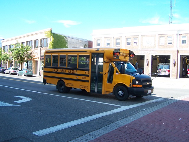 [Salem Schools Bus (1)[3].jpg]