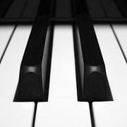 [piano[2].jpg]