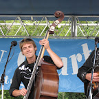 Detour lead vocalist and bass player Zak Bunce at the Great Lakes Folk Festival 2008