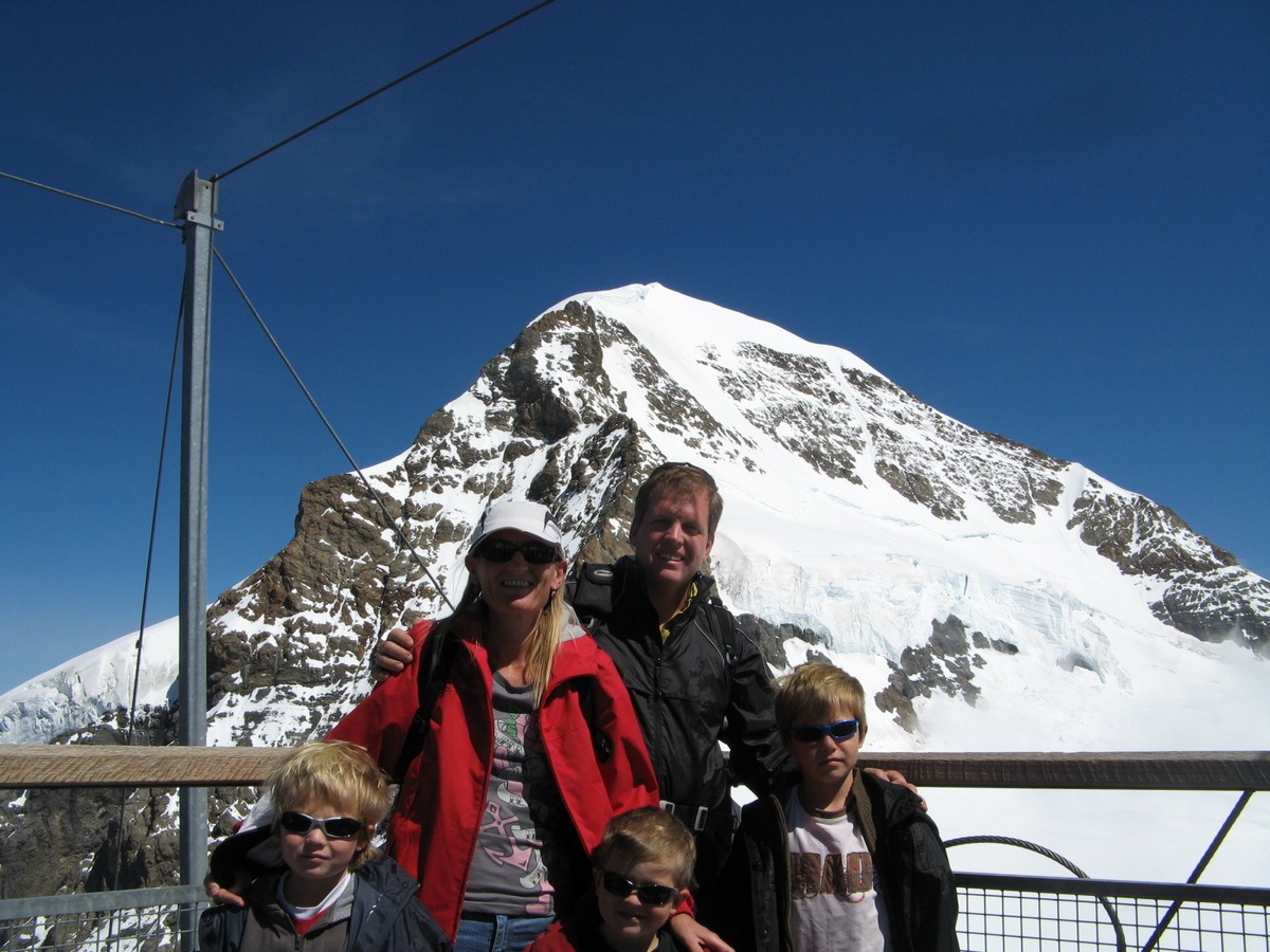 [IMG_79312.jpg]