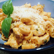 Chicken and Basil-Pepper Cream Sauce
