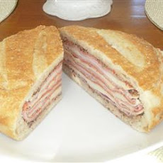 Real N'awlins Muffuletta