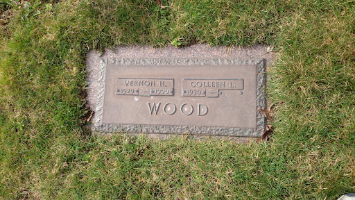 Memorial to Wood