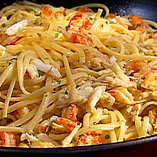 Emerils Hot Crab and Crawfish Pasta