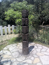 木雕柱子