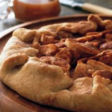 Apple Crostata With Caramel Sauce