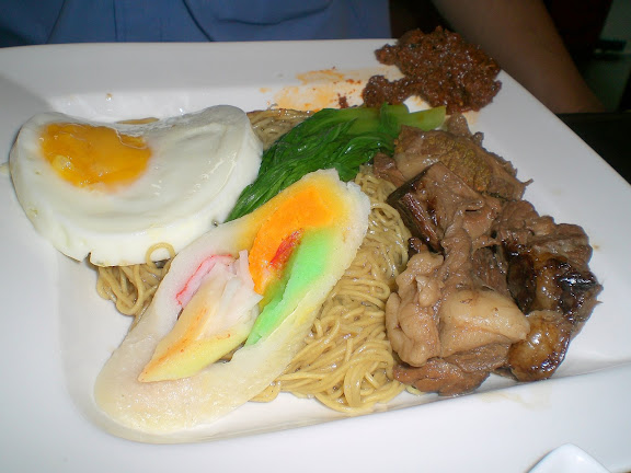 Dry beef brisket noodles