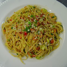 Peanut Thai Noodle Salad