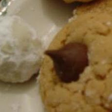 Linda's Butter Nut Balls - Christmas