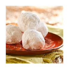 Mexican Wedding Cookies (Polvorones)