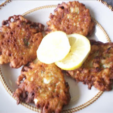 Em Shaat (Middle Eastern Cauliflower Fritters)