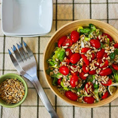 Tuna Fish and Tomato Salad with Sunflower Seeds