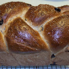 Cinnamon Oatmeal Raisin Bread