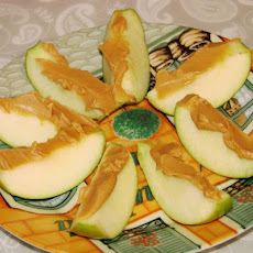 Apples and Peanut Butter (Apple Slices)