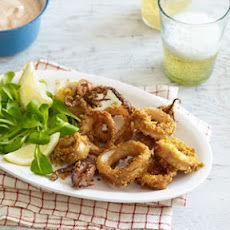 Tortilla-Chip-Crusted Calamari With Chili-Yogurt Sauce