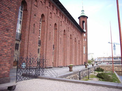 Other side of City Hall.