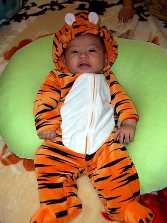[Dominic 2 months[6].jpg]