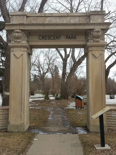 Crescent Park Archway