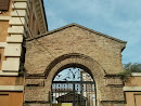 Antica Porta Di Villa Mala 