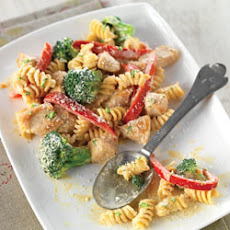 Creamy Chicken with Broccoli and Red Pepper Pasta