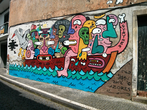 Street Art - Tribal Boat