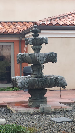 Fountain of Louie