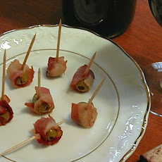 Bacon-Wrapped Olives
