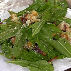 Baby Arugula with Smithfied Ham, Blue Cheese, and Fresh Fig Vinaigrette