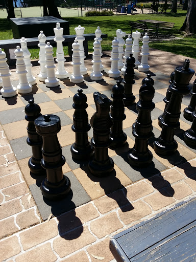 Point Wolstencroft Outdoors Chess