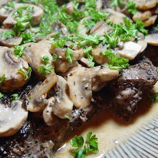 Tournedos Au Poivre Et Champignons(Filet Au Poivre W/Mushrooms)