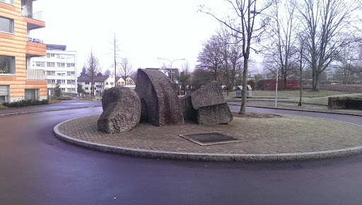 Altersheim Stein Skulptur