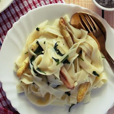 Asparagus and Parsley Pasta