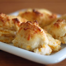 Cheddar Garlic Biscuits