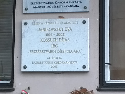 Janikovszky Emléktábla