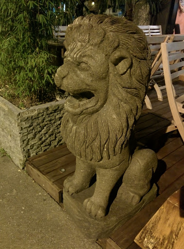 Don Leone's Lion Statue