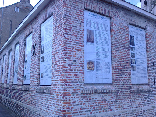 Sint Jakobskerk History Boards